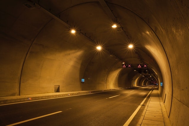 advantages and disadvantages of tunnels